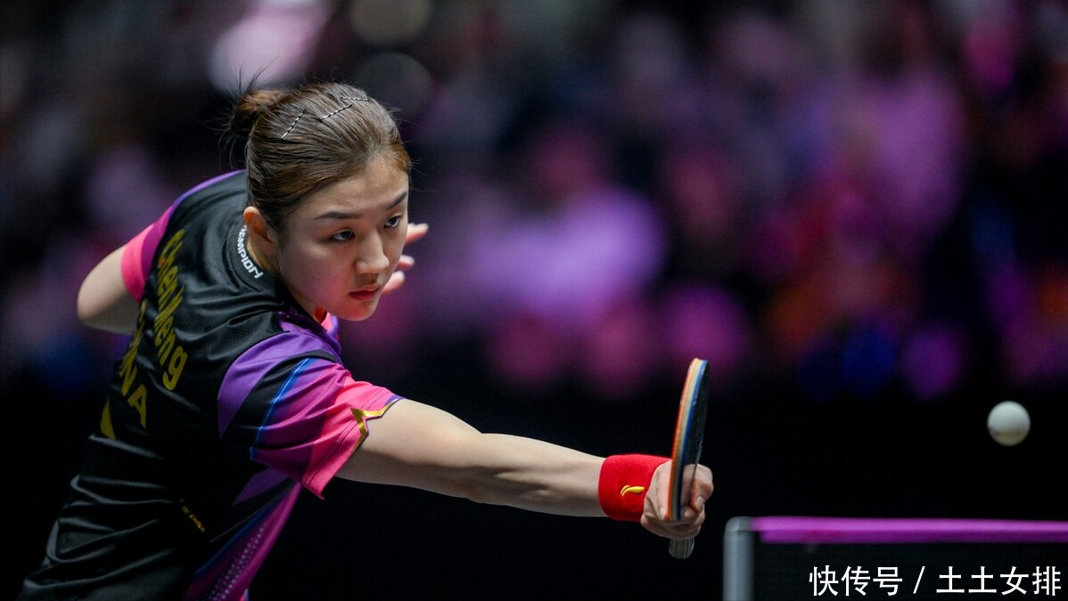 员正逐渐成 员正逐渐成