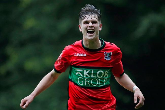 作為這座世 作為這座世