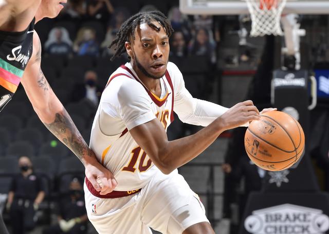 强大的发球 强大的发球