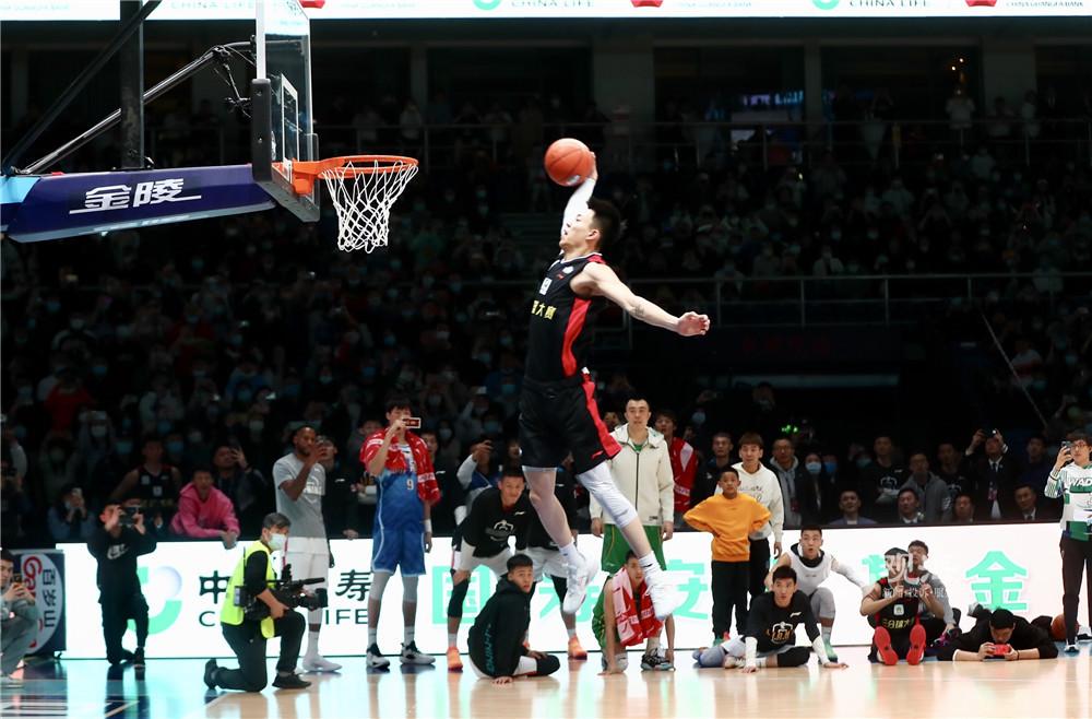 前者体现爆 前者体现爆